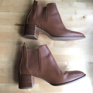 Everlane “The Heel Boot”
